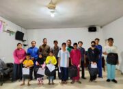 Pemdes Rupat Utara Salurkan Tas Untuk Pelajar SD, SMP dan SMA Bantuan Pemprov Riau