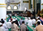 Shalat Jum’at Bersama Warga, Kapolda Riau Dengarkan dan Respon Curhatan Jama’ah
