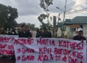 Proses Hukum Tekesan lamban HMI Bengkalis Lakukan Unjuk Rasa di Polres Bengkalis