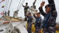 Rasa Bangga Iringi Keberangkatan Prajurit TNI AL KRI Bima Suci Arungi Tiga Benua 