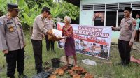 Wujud Kepedulian Polri, Polres Kuansing Blusukan Salurkan Bantuan Kemanusiaan Untuk Negeri