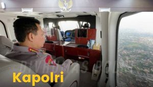 Kapolri Pantau Langsung Arus Mudik Lebaran 2023 Gunakan Helikopter