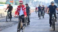 Habiskan Akhir Pekan, Presiden Bersepeda di Kawasan CFD Sudirman-Thamrin