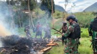 Satgas Yonif 721/Mks Gelar Doa Bersama Masyarakat Dalam Rangka Bangun Jalan 