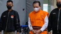 Sekretaris MA Hasbi Hasan Resmi Pakai Rompi Oranye KPK