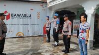 Bertugas Standby dan Sterilisasi Bawaslu Rohil, Padal PAM Polres Rohil Gelar Apel Pagi Personel