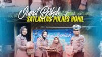 Jum’at Berkah 5 Warga Kurang Mampu Terima Sembako dari Satlantas Polres Rohil
