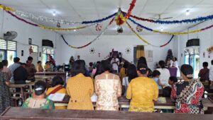 Beri Rasa Aman Ibadah dan Perayaan Natal, Polsek Benai Ops Lilin LK ke Gereja HKBP Sion