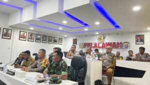 Vidcon Bersama Kapolda Riau, Bupati H Zukri Misra  SE Sampaikan Upaya Penanganan Banjir di Wilayah Pelalawan
