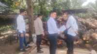 Kapolsek Cerenti dan Personel Datangi Peron di Desa Sikakak dan Desa Tanjung Medan, Ada Apa…?
