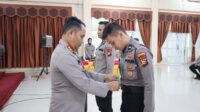 Buka Lat Pra Ops Keselamatan Lancang Kuning Tahun 2024,Kapolres Kuansing Pasangkan Id Card Secara Simbolis