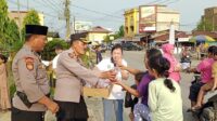 Semarakkan Ramadhan, Polsek Kuantan Hilir bersama Komunitas Tionghoa Bagikan Takjil Gratis 