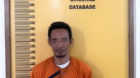 Sempat Buang BB Sabu ke Atas Loteng, Warga Kombesko Dibekuk Sat Res Narkoba Polres Inhu