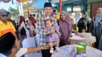 Sebelum Kampanye Dialogis, Afrizal Sintong bersama Ny Sanimar Sempat Gendong Aiswha Nahda