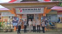 Satgas Kamseltibcarlantas Polres Kuansing Patroli Sekitar Kantor KPU dan Bawaslu Kuansing Dalam Rangka Operasi Mantap Praja LK 2024