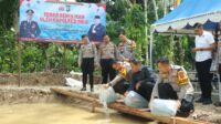 Pekarangan Pangan Bergizi, Polres Inhu Tebar 6000 Bibit Ikan