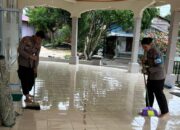 Kegiatan Bersih – Bersih Rumah Ibadah Kapolres Rohil, Mendapat Apresiasi dari Masyarakat Kelurahan Cempedak