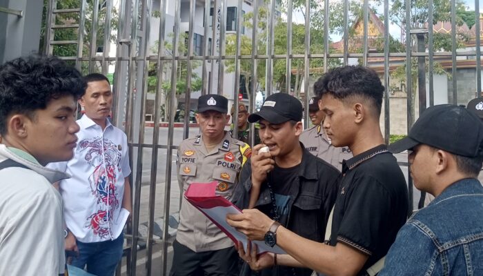 Gelar Aksi Terkait Dugaan Jaringan Internet 5 M di Bapenda Riau, Muhammad Sopian : Jangan bermain anggaran ditengah defisit 