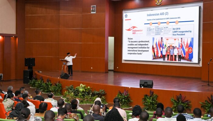 Dari Penerima Jadi Pemberi: Transformasi Indonesia Menjadi Negara Donor