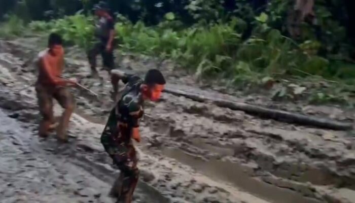 Dalam Rangka HUT TNI Ke-80 Satgas Pamtas Kewilayahan Yonif 410/Alg Gelar Kegiatan Pembangunan Fasum dan Baksos