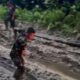 Dalam Rangka HUT TNI Ke-80 Satgas Pamtas Kewilayahan Yonif 410/Alg Gelar Kegiatan Pembangunan Fasum dan Baksos