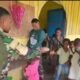 Pos Konja Satgas Pamtas RI-PNG Yonif 763/SBA Rayakan HUT TNI ke-80 dengan Berbagi Makanan kepada Masyarakat