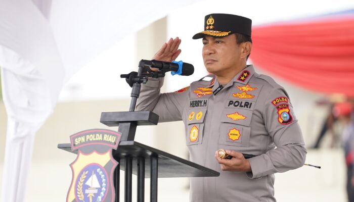 Kapolda Riau Sampaikan Duka Cita untuk Korban Banjir Aceh–Sumut–Sumbar, Tegaskan Siap Beri Bantuan