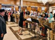 Alunan Angklung WNI Sambut Hangat Kedatangan Presiden Prabowo di Islamabad