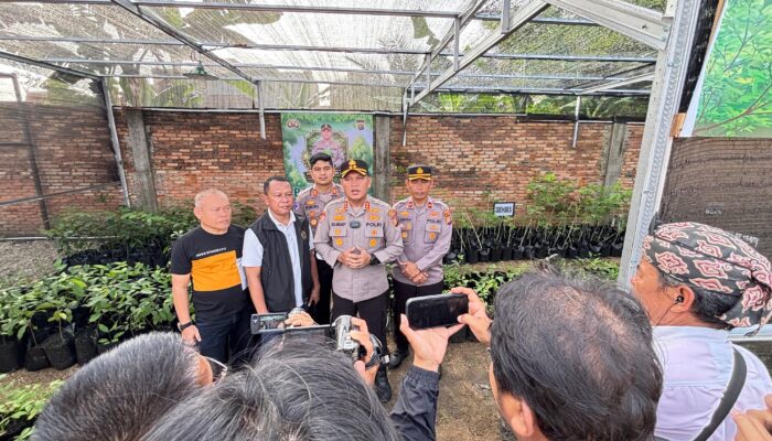 Momentum HPN dan Silaturahmi Bersama Wartawan, Kapolres Inhu Launching Bank Pohon Program Kapolda Riau