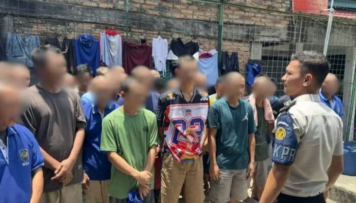 Karutan Rengat Sosialisasi Ketentuan Kunjungan Idul Fitri 1447 H dan Cek Terali Kamar Warga Binaan