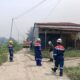Siaga Lebaran, Tim Pemadam Kebakaran PHR Ikut Terjun Padamkan Karhutla di Dumai