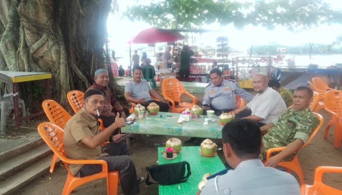 Danau Raja Rengat Jadi Magnet, Ribuan Wisatawan Serbu Taman Wisata Alam Inhu Dihari Lebaran