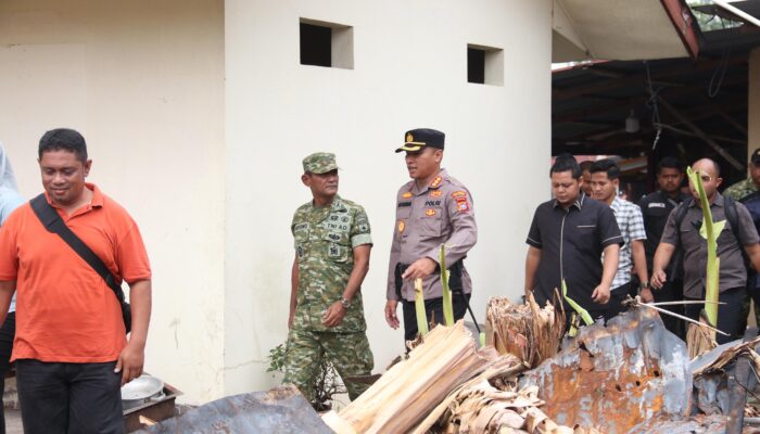 Polresta Pekanbaru Gelar Apel dan Gotong Royong Rekonstruksi Asrama Polisi