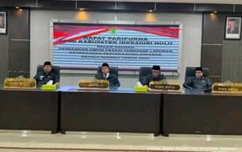 Ketua DPRD Inhu Sabtu P. Sinurat Pimpin Rapat Paripurna Bahas LKPJ 2025