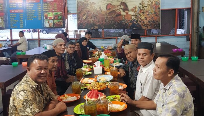 UIN Suska Dilaporkan ke Kejati Riau, Tomas Dr Elviriadi; Kwitansi Fiktif Hal Biasa di Universitas, yang Jujur Terbujur