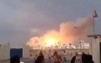 BREAKING: Bahrain baru saja terkena serangan. Bukan basis. Bukan instalasi militer. Kilang. 