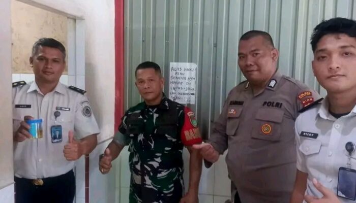 Sambut HBP Ke-62, Rutan Kelas llB Rengat Gandeng TNI- POLRI Razia dan Tes Urine Pegawai Serta Warga Binaan