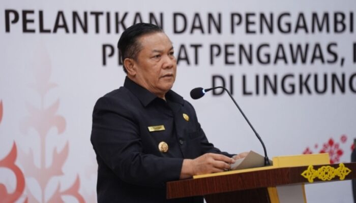 Plt Gubernur Riau Resmi Lantik Ratusan Pejabat Eselon III Dan IV, Ini Daftar Namanya
