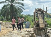 Polisi Gabungan Tertibkan 3 Lokasi Diduga Galian C Ilegal di Kualu Kampar, Riau