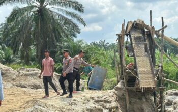 Polisi Gabungan Tertibkan 3 Lokasi Diduga Galian C Ilegal di Kualu Kampar, Riau