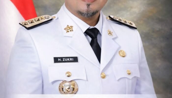 Profil H. Zukri Misran: Politikus Ulung PDIP yang Kembali Pimpin Kabupaten Pelalawan