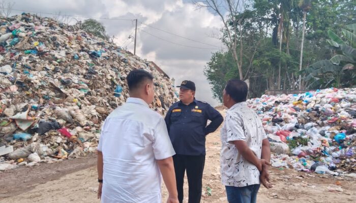 Respon Cepat Keluhan Warga, Ketua DPRD Inhu Sidak TPA Batu Canai Pematang Reba