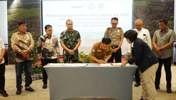Bupati Asmar Tanda Tangani Kerja Sama Program Desa Bebas Api Bersama RAPP