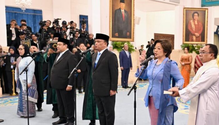 Presiden Prabowo Lantik Kepala dan Wakil Kepala BGN, Said Iqbal Jadi Penasihat Khusus Bidang Ketenagakerjaan