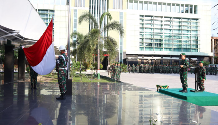 Upacara 17-an Kodam XIX/Tuanku Tambusai, Pangdam Agus Hadi Apresiasi Prajurit Berprestasi  
