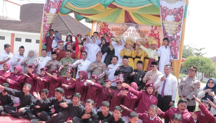 Open House Sekolah Rakyat Terintegrasi 11 Rohil, Wabup Jhoni Charles: Cetak Generasi Berkarakter & Berdaya Saing
