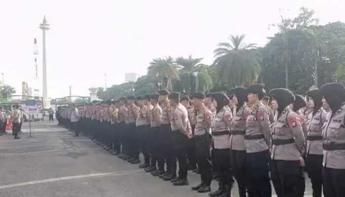 3.761 Personel Gabungan Amankan Demo PMII di Monas dan KNARA di DPR Hari Ini
