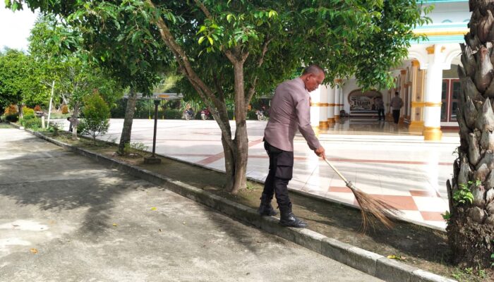 Sambut HUT Bhayangkara ke-80, Polsek Bangko Pusako Bakti Religi di Masjid Al-Hasanah