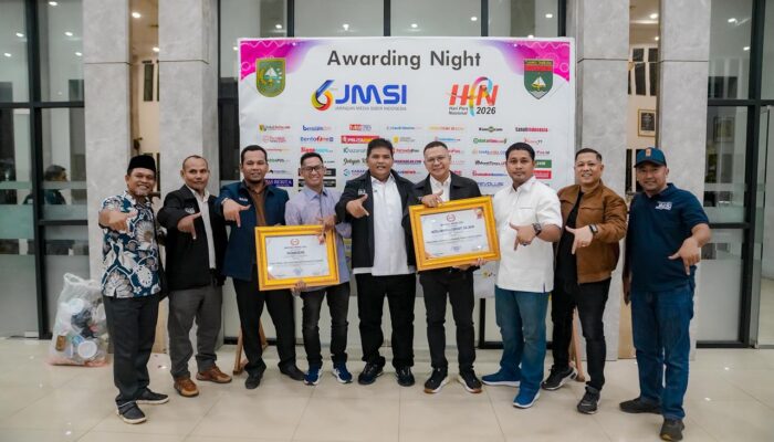 Ketua JMSI Inhu Hotli Maruli Sirait Dinobatkan sebagai Tokoh Bisnis dan Advokasi Terbaik Daerah