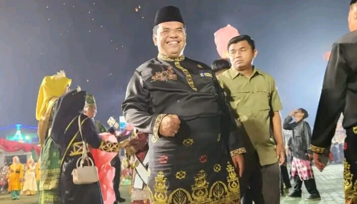 Ketua DPRD Inhu Sabtu P. Sinurat Hadiri Pembukaan MTQ ke-44 Riau di Kuansing, Ajak Tingkatkan Semangat Qurani